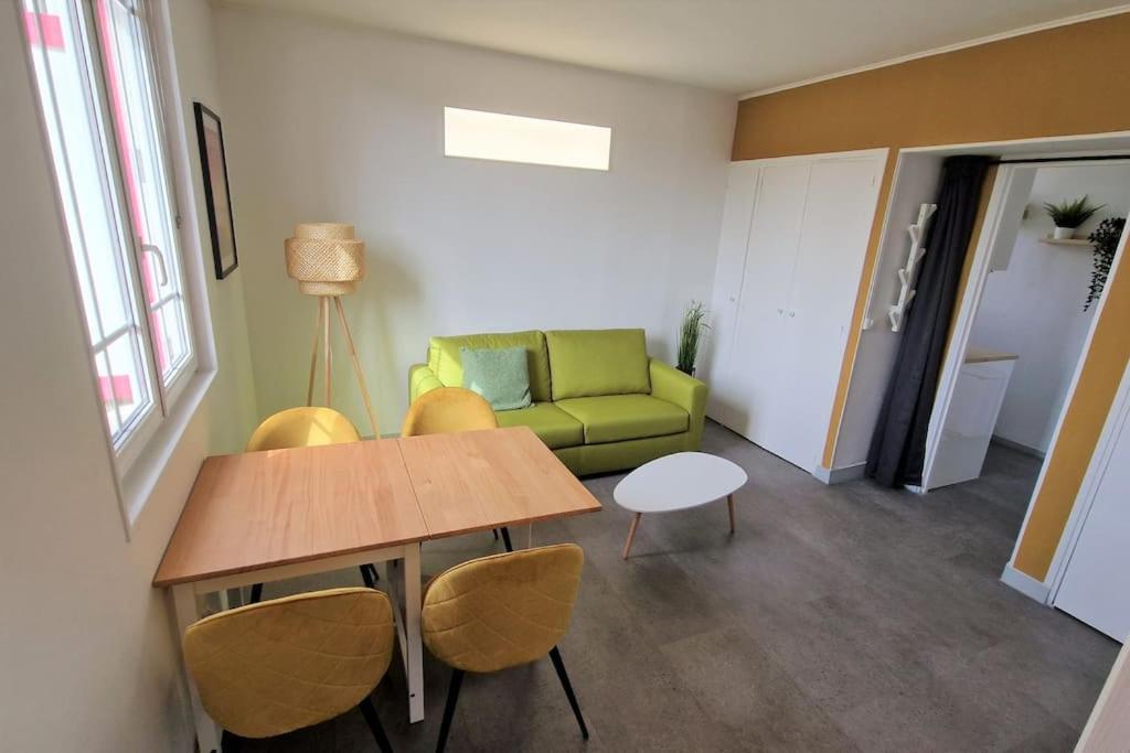 Appartement Ouistreham Proche Centre Et Plage Bagian luar foto